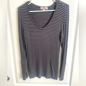 Philosophy Long Sleeve V-neck Ribbed T-shirt